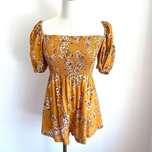 Flynn Skye Justine Romper Mustard Floral Puff Sleeve Square Neck Size Small No F - Picture 2 of 11